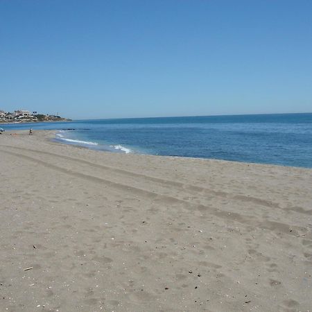 Apartamentos La Dorada La Cala De Mijas Luaran gambar